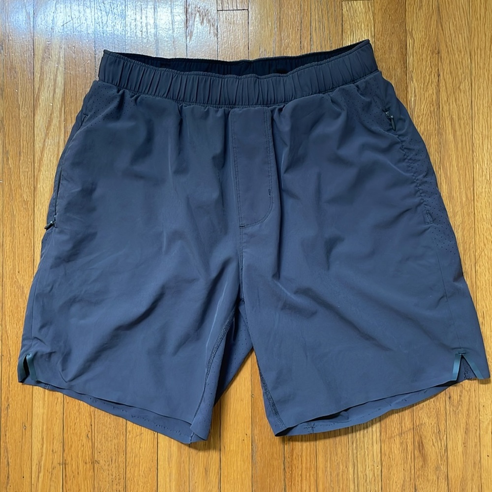 Rhone Swift 7” Running Short - Gray - Sz Small - image 4
